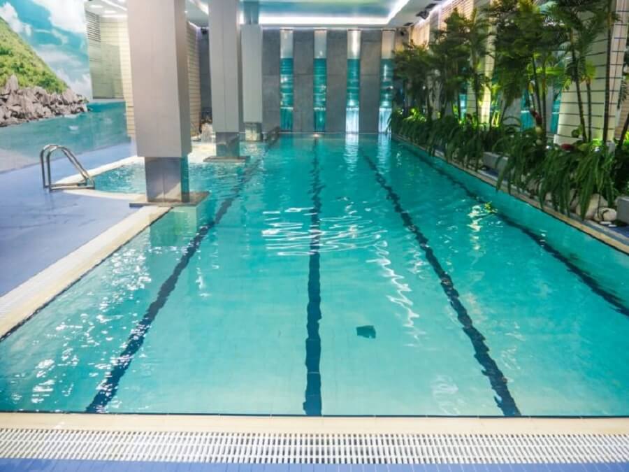 Бассейн ULTRA Family Fitness